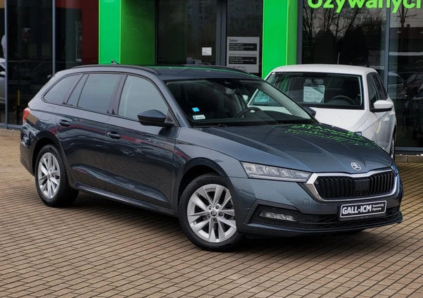 Skoda Octavia cena 88999 przebieg: 95745, rok produkcji 2020 z Darłowo małe 352